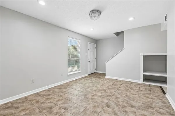 $145,000 | 1617 Newport Place, Unit 29, Kenner, LA 70065
