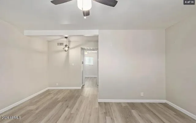 $899 | 2942 North 34th Place, Unit 12, Phoenix, AZ 85018