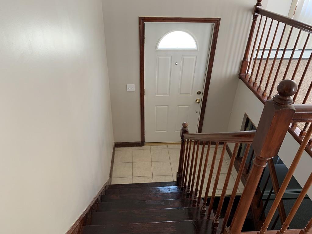 276 Manchester Street Fall River, MA 02721 - Photo 8 of 11