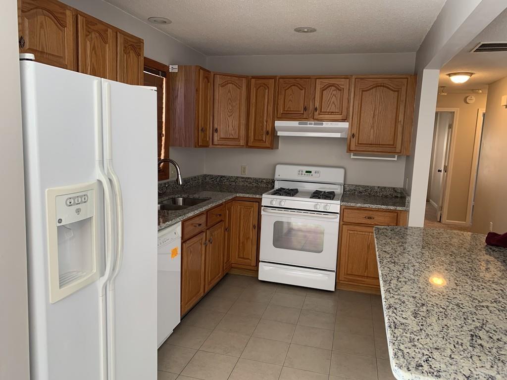 276 Manchester Street Fall River, MA 02721 - Photo 10 of 11