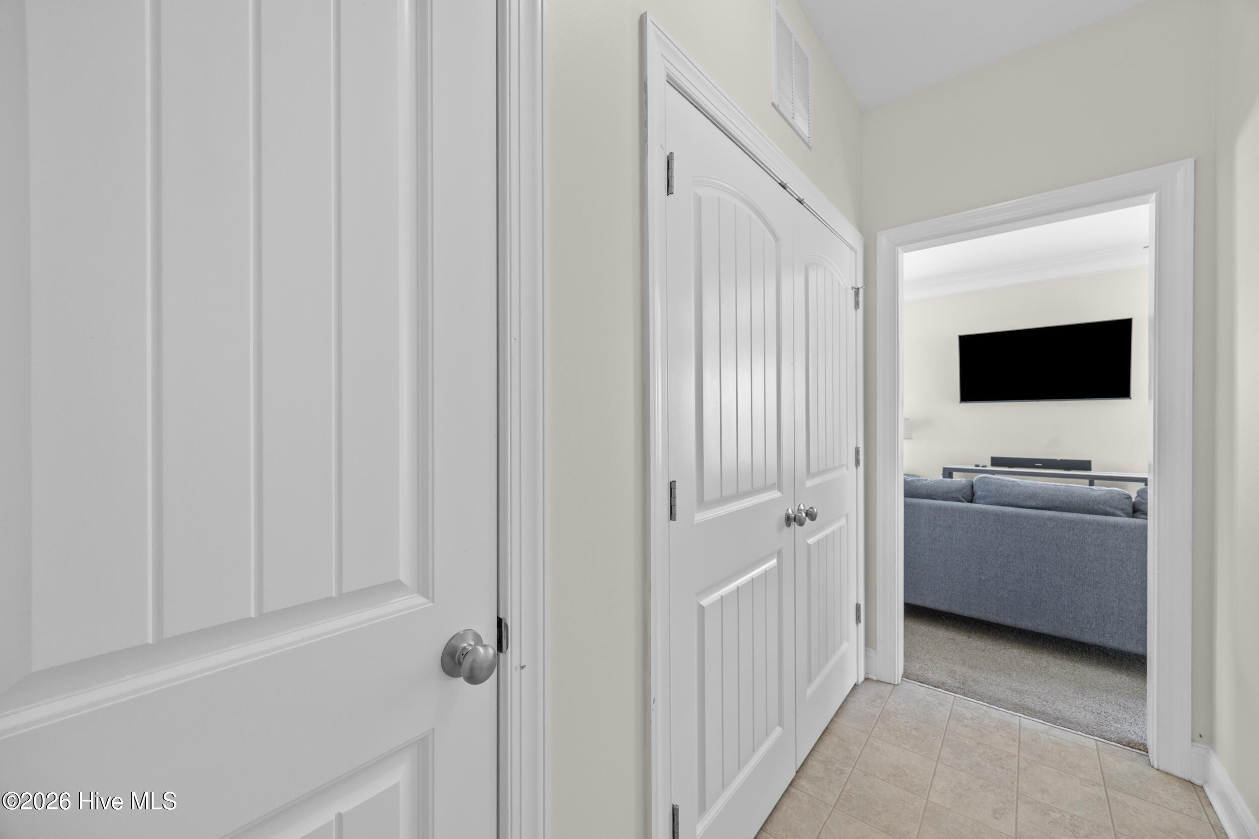 116 Thompson Street Jacksonville, NC 28540 - Photo 10 of 35 15_hallway