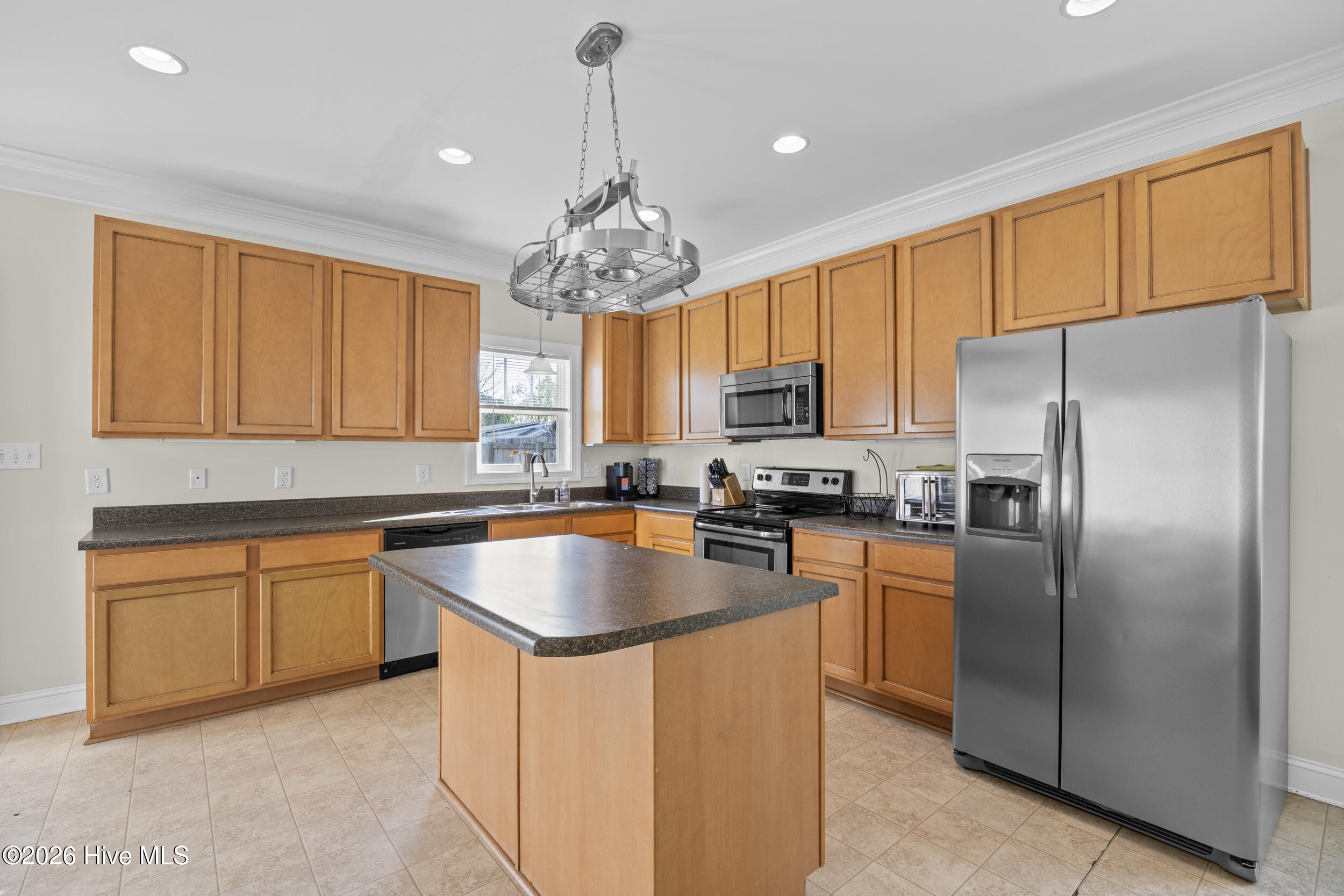 116 Thompson Street Jacksonville, NC 28540 - Photo 11 of 35 Kitchen