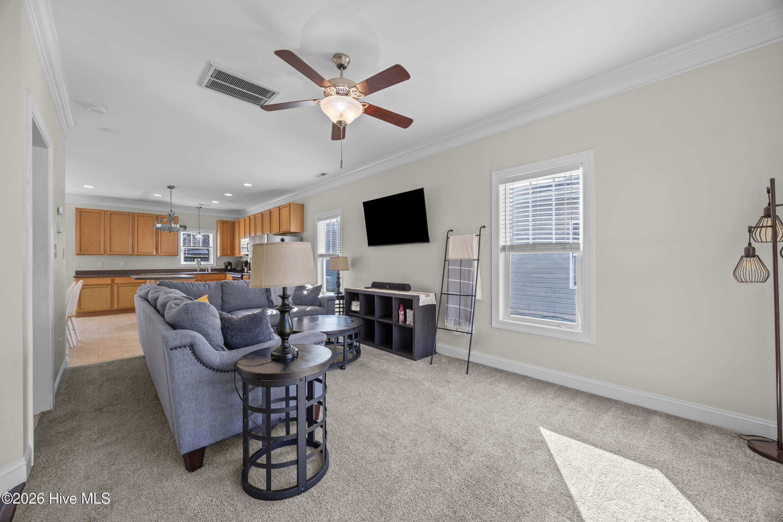 116 Thompson Street Jacksonville, NC 28540 - Photo 5 of 35 Living Room