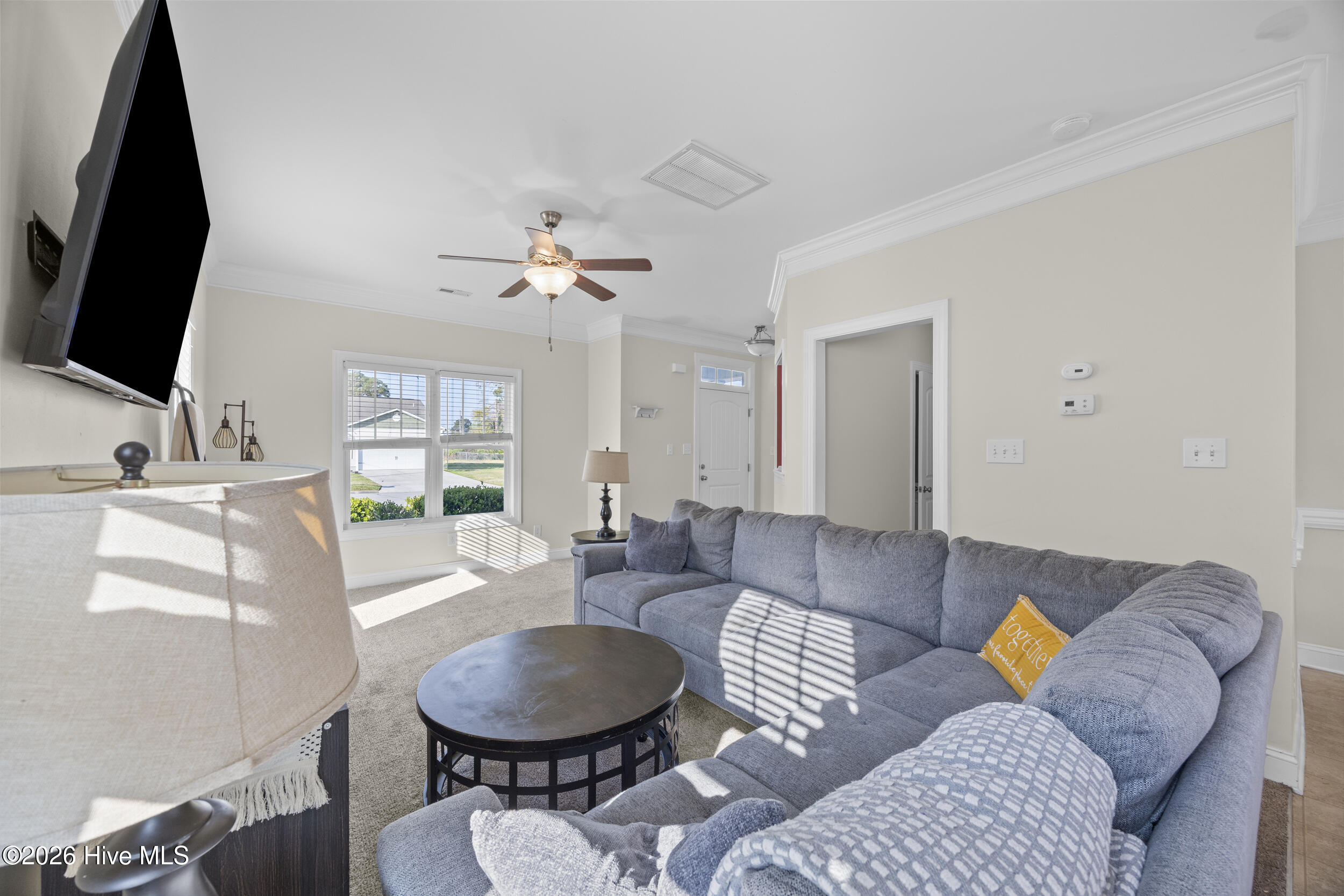 116 Thompson Street Jacksonville, NC 28540 - Photo 7 of 35 Living Room