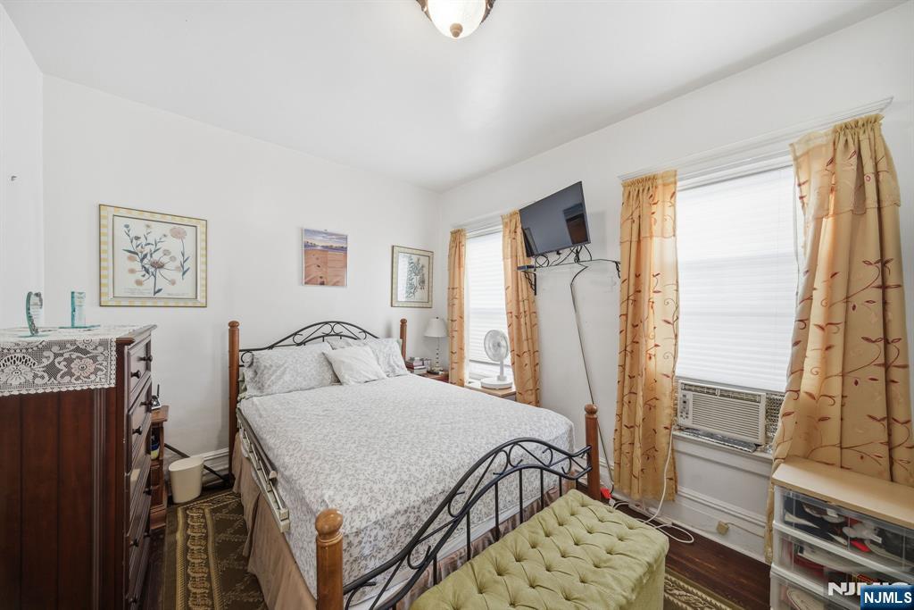 228 Duane Street Orange, NJ 07050 - Photo 19 of 42