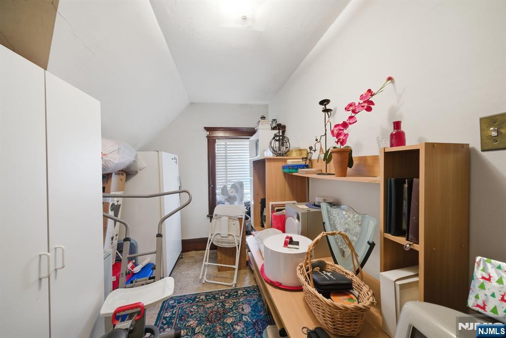 228 Duane Street Orange, NJ 07050 - Photo 25 of 42