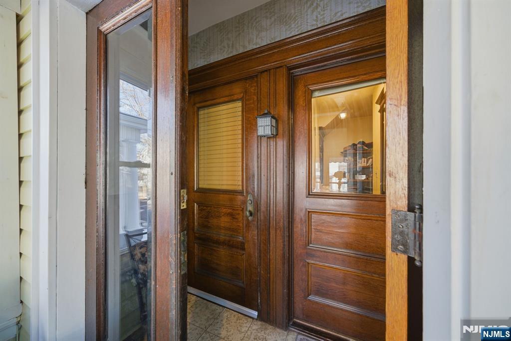 228 Duane Street Orange, NJ 07050 - Photo 3 of 42