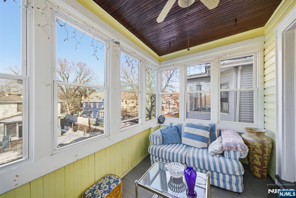 228 Duane Street Orange, NJ 07050 - Photo 6 of 42