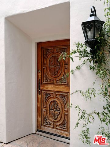 a view of livingroom with furniture and window