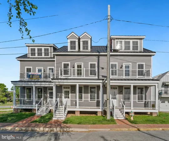 $898,000 | 226 South Water Street, Chestertown, MD 21620
