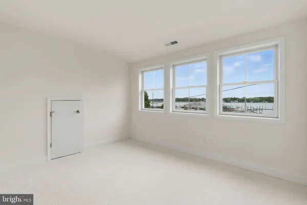 $898,000 | 226 South Water Street, Chestertown, MD 21620