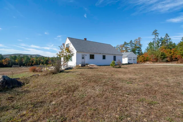 $949,000 | 120 Deering Center Road, Deering, NH 03244