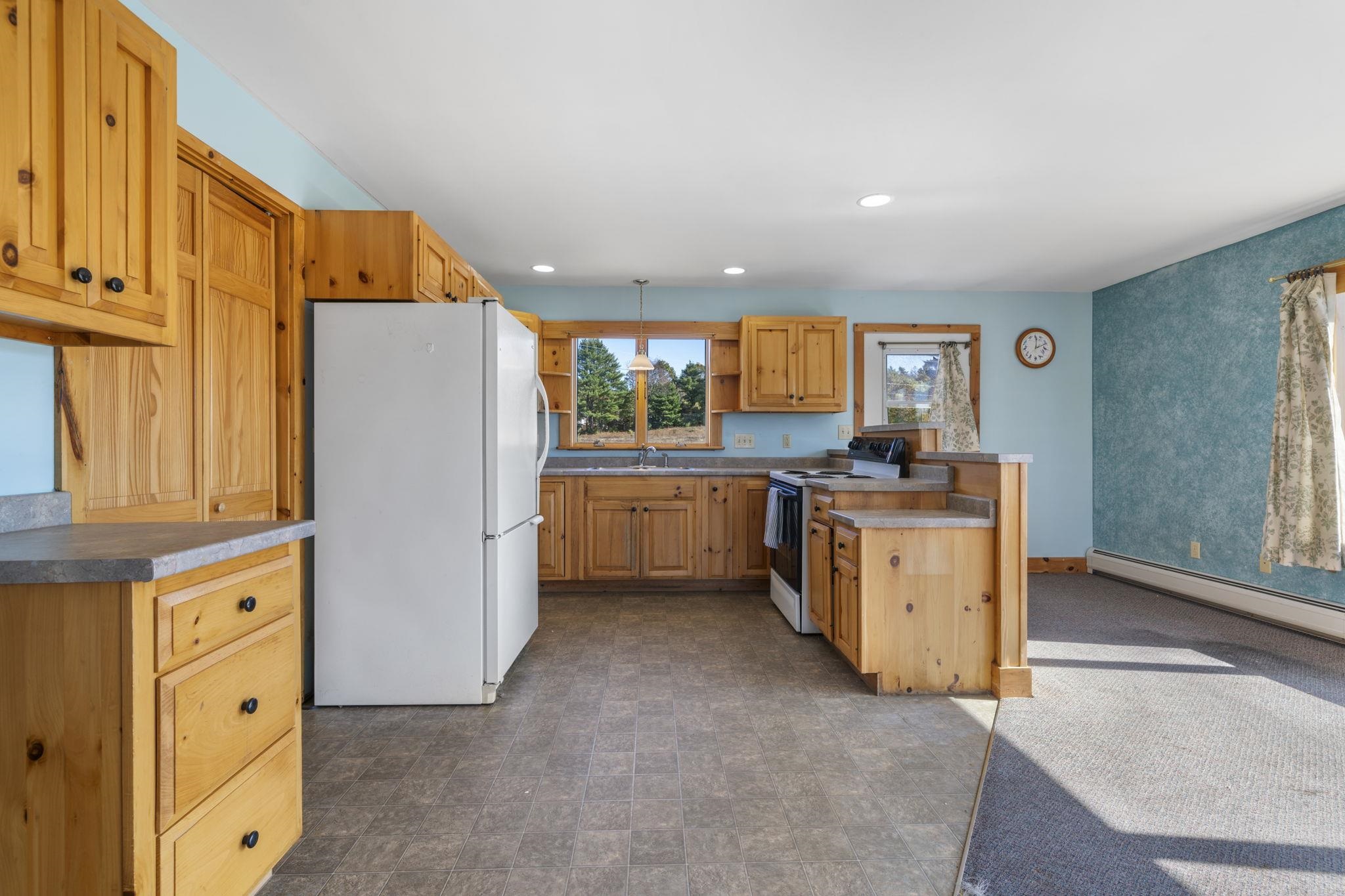 120 Deering Center Road Deering, NH 03244 - Photo 22 of 60