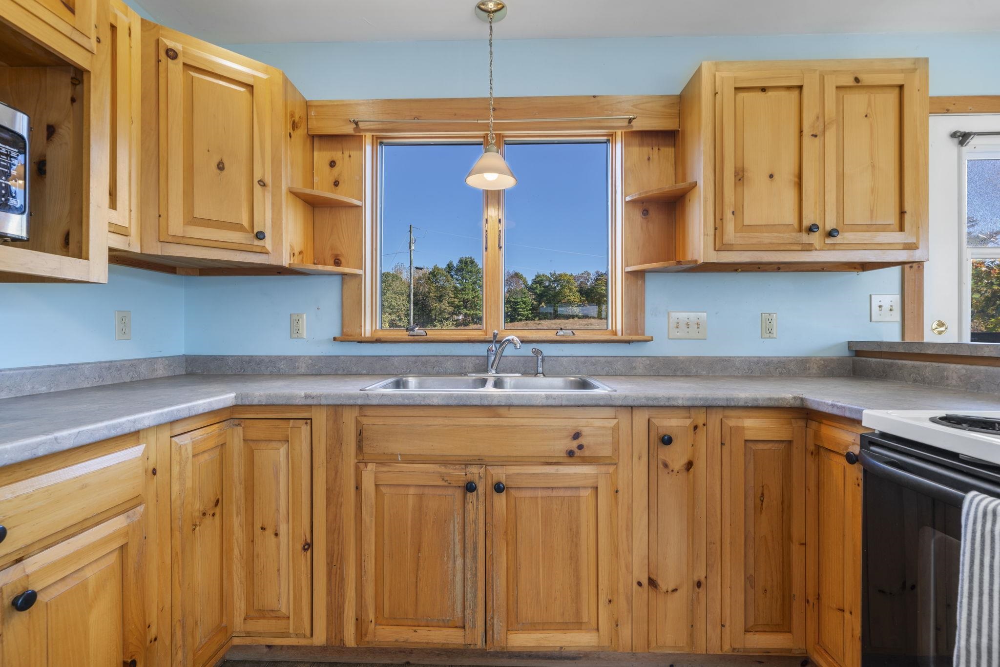 120 Deering Center Road Deering, NH 03244 - Photo 23 of 60