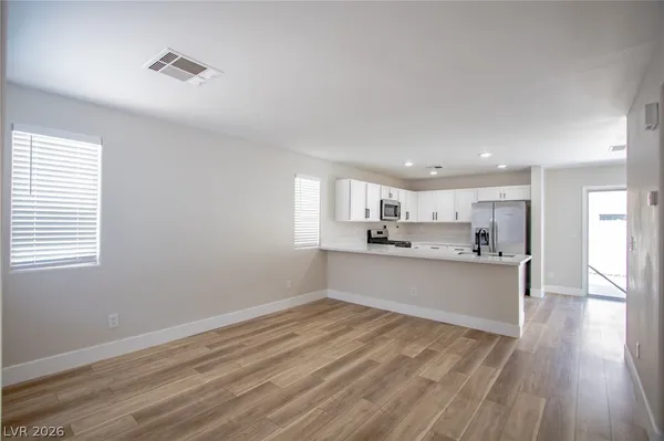 $1,700 | 2108 Sandy Lane, Las Vegas, NV 89115