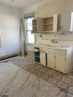 $1,425,000 | 611 East 7th Street, Ocean City, NJ 08226