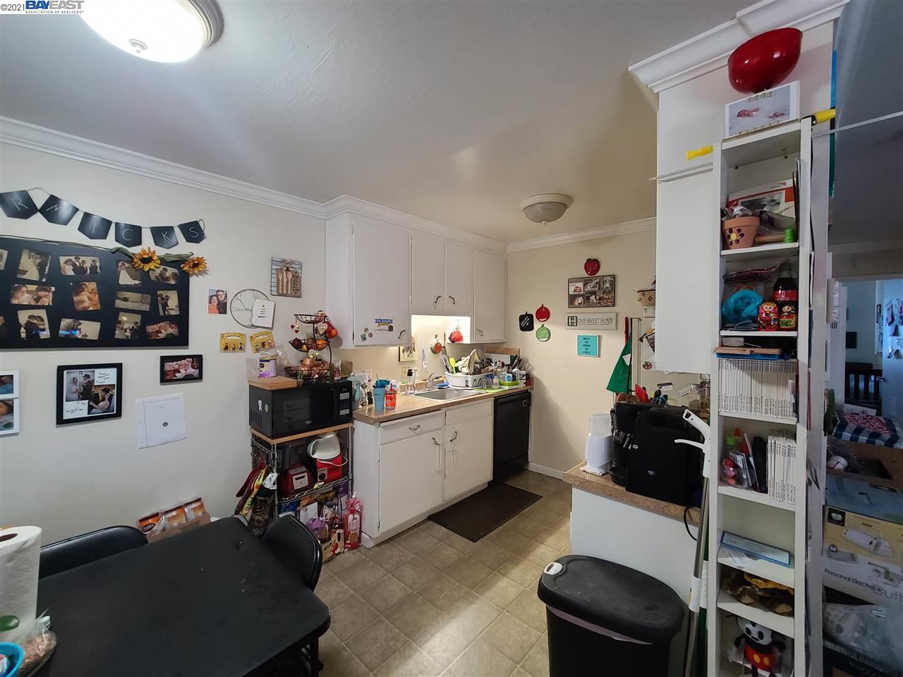 568 St John Street, Unit 8 Pleasanton, CA 94566 - Photo 2 of 5