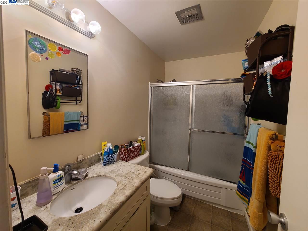568 St John Street, Unit 8 Pleasanton, CA 94566 - Photo 5 of 5