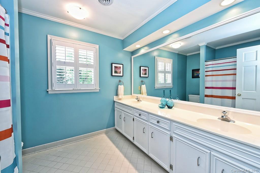 2308 Wolfe Ridge Road Charlotte, NC 28210 - Photo 16 of 24 Gallery Image 16