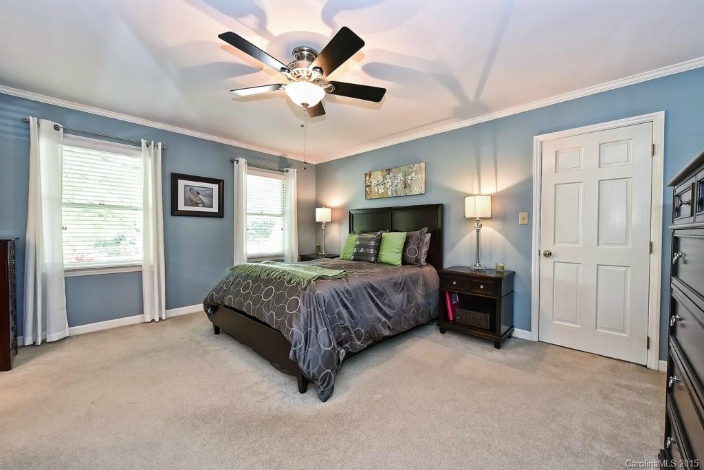 2308 Wolfe Ridge Road Charlotte, NC 28210 - Photo 10 of 24 Gallery Image 10