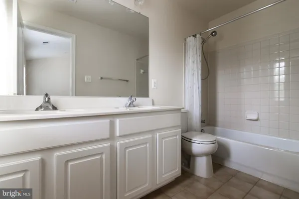 $3,350 | 1017 Grand Champion Drive, Rockville, MD 20850