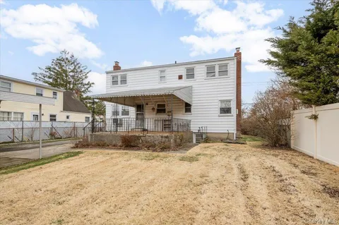 $599,000 | 158 Burns Avenue, Hicksville, NY 11801