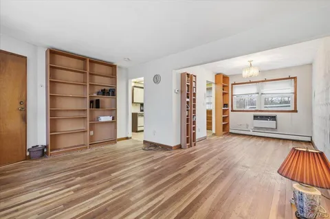 $599,000 | 158 Burns Avenue, Hicksville, NY 11801