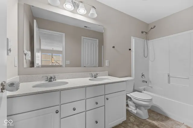 $409,000 | 4539 Maldenhair Drive, Indianapolis, IN 46239