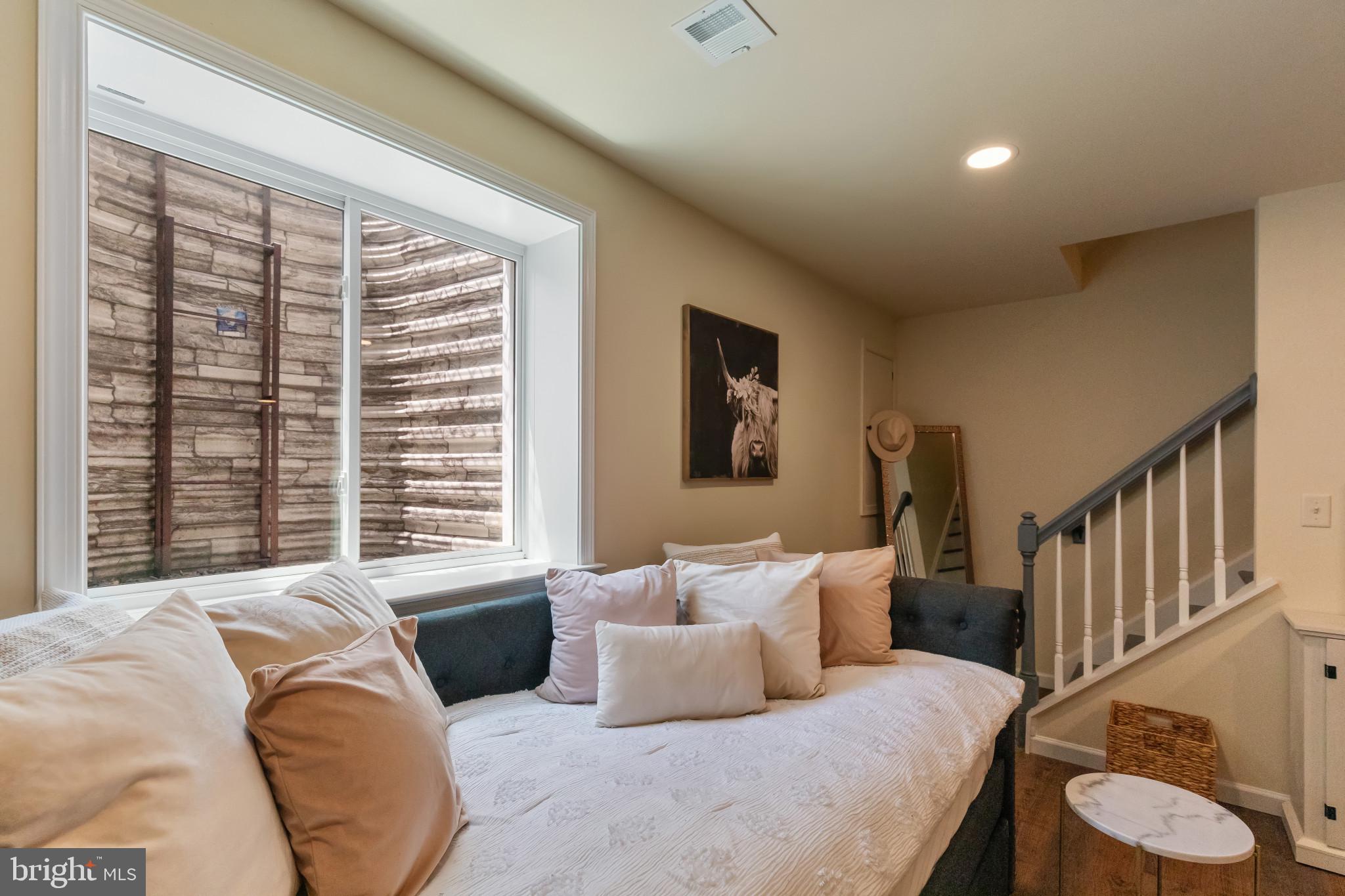 508 Byler Circle Lebanon, PA 17042 - Photo 18 of 33 a bedroom with a large bed and a large window