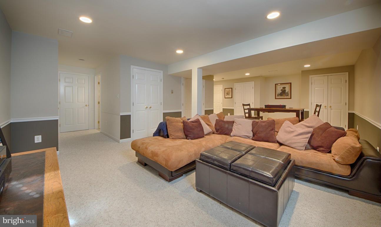 317 Silver Ridge Drive Sterling, VA 20164 - Photo 19 of 26 Interior (General)