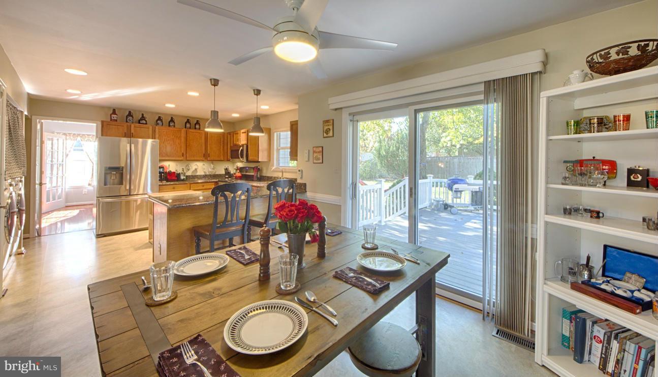 317 Silver Ridge Drive Sterling, VA 20164 - Photo 7 of 26 Kitchen