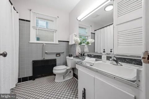 $435,000 | 30 Harding Avenue, Cherry Hill, NJ 08002