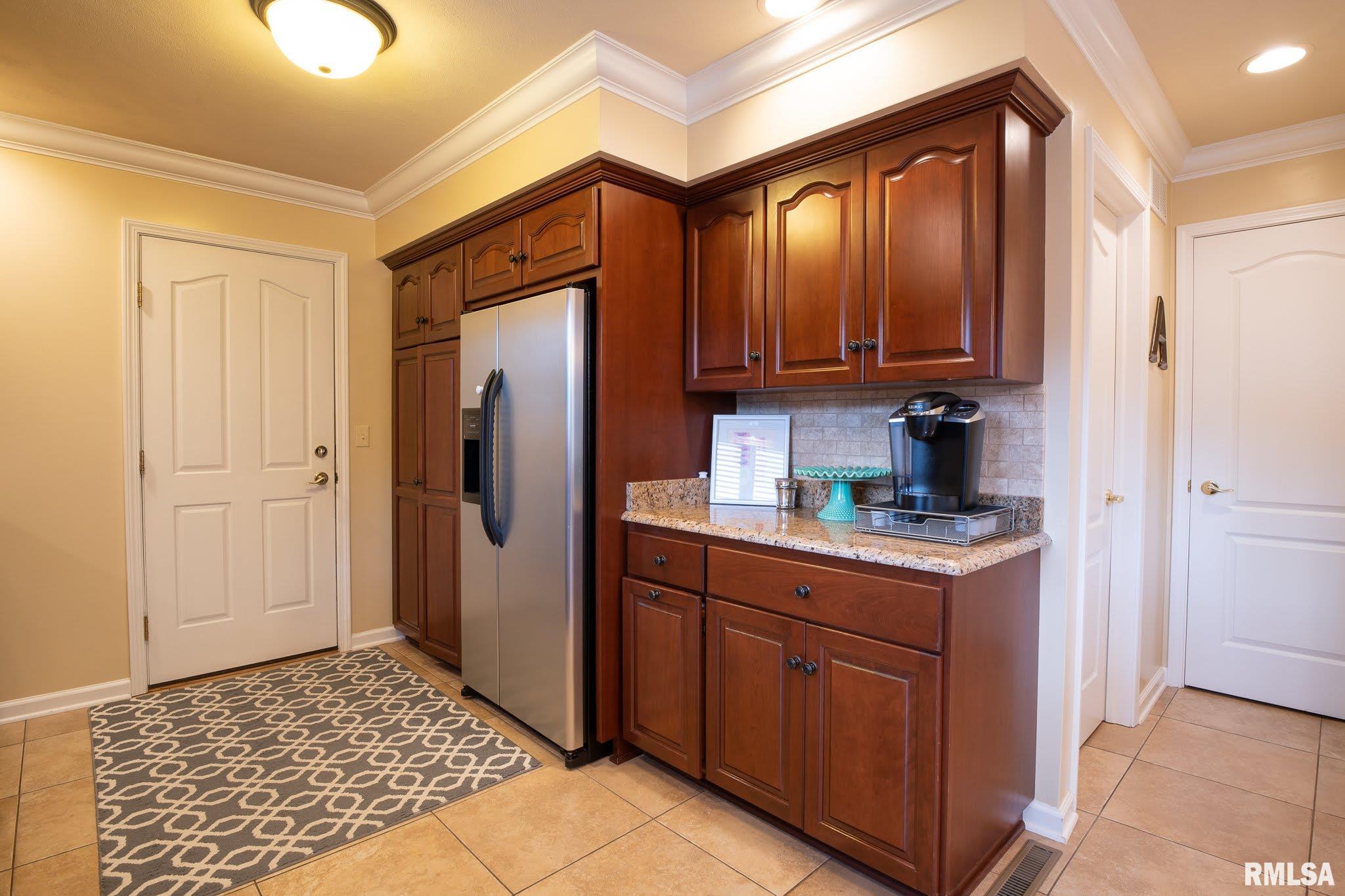 10 Forestview Road Morton, IL 61550 - Photo 19 of 48 Gallery Image 19