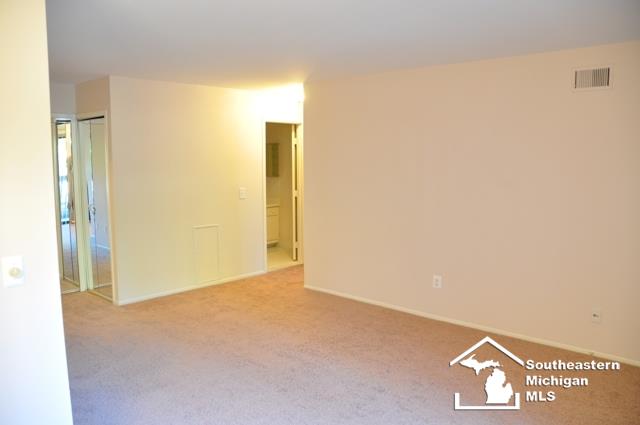 30052 Twelve Mile Road Farmington, MI 48334 - Photo 6 of 13