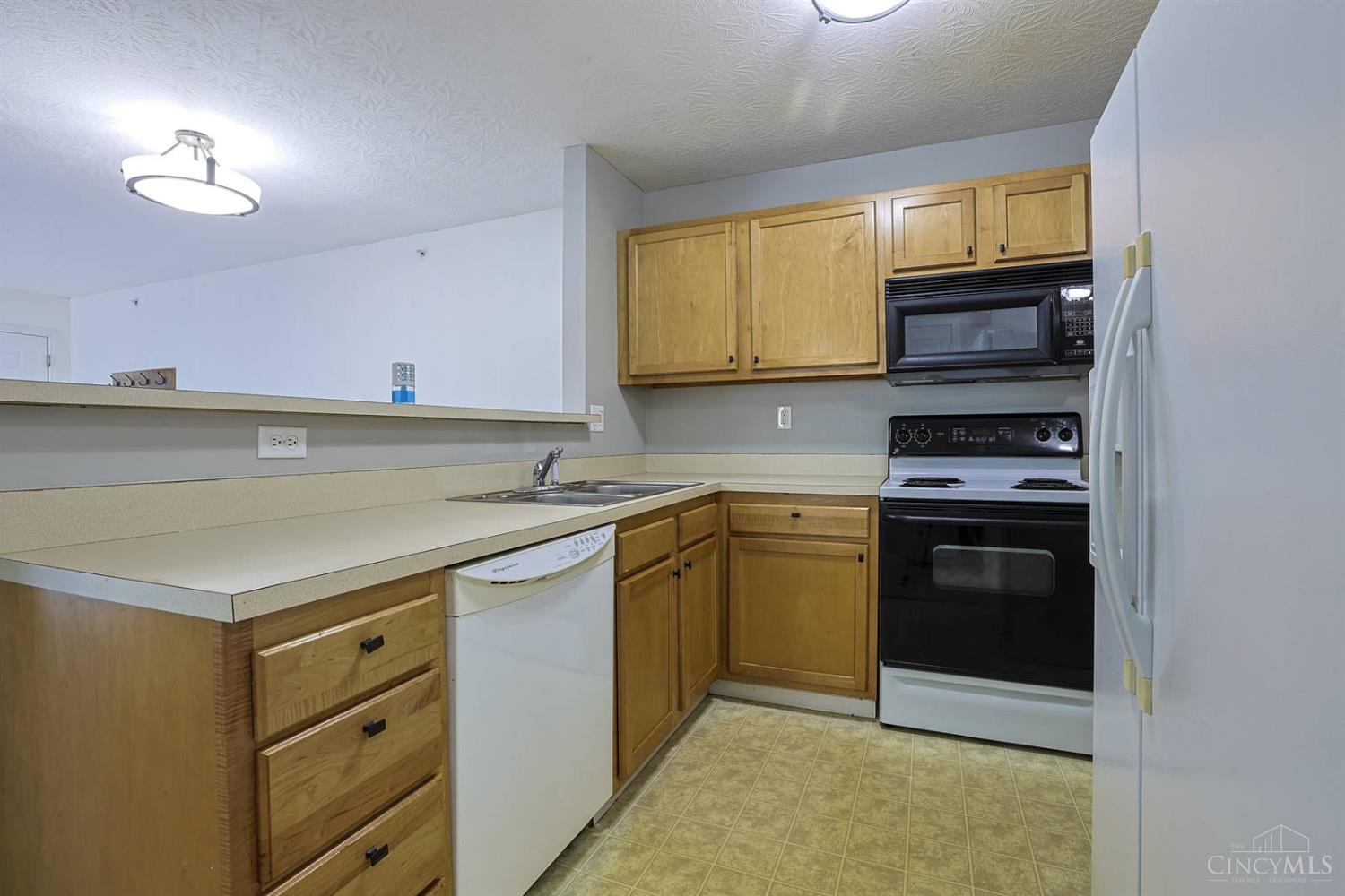 10300 West Road, Unit 20 Harrison, OH 45030 - Photo 12 of 29