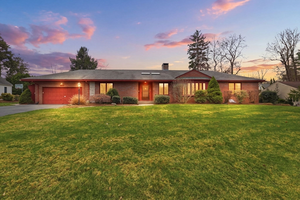 31 Briarcliff Road Longmeadow, MA 01106 - Photo 1 of 42 Gallery Image 1