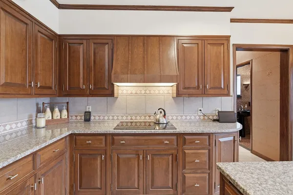 $769,900 | 31 Briarcliff Road, Longmeadow, MA 01106