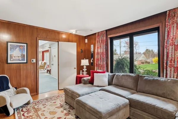 $769,900 | 31 Briarcliff Road, Longmeadow, MA 01106