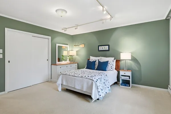 $769,900 | 31 Briarcliff Road, Longmeadow, MA 01106