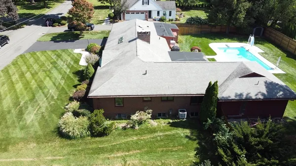 $769,900 | 31 Briarcliff Road, Longmeadow, MA 01106