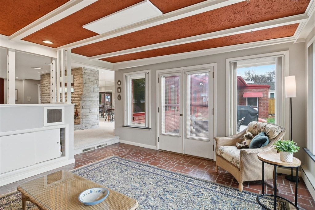 31 Briarcliff Road Longmeadow, MA 01106 - Photo 8 of 42 Gallery Image 8