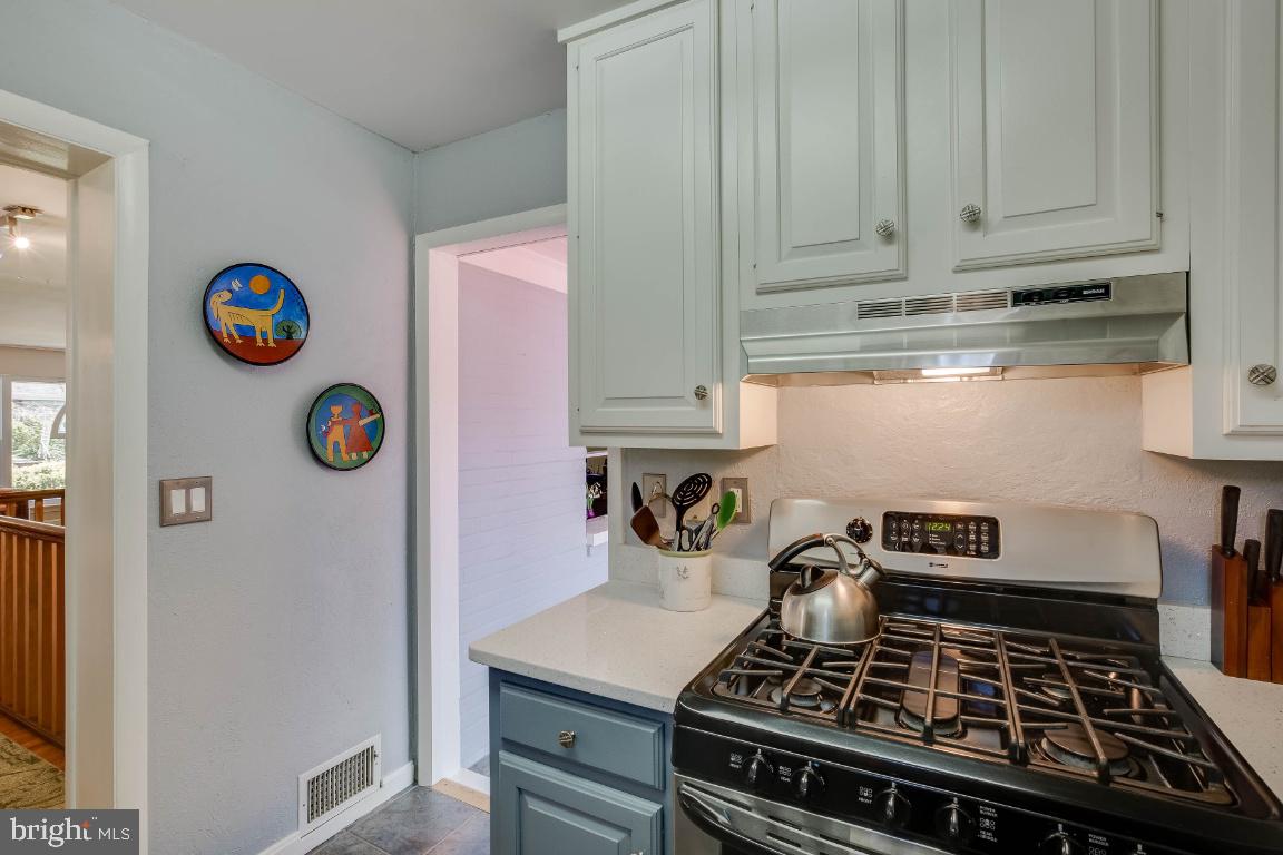 9106 Walden Road Silver Spring, MD 20901 - Photo 13 of 37