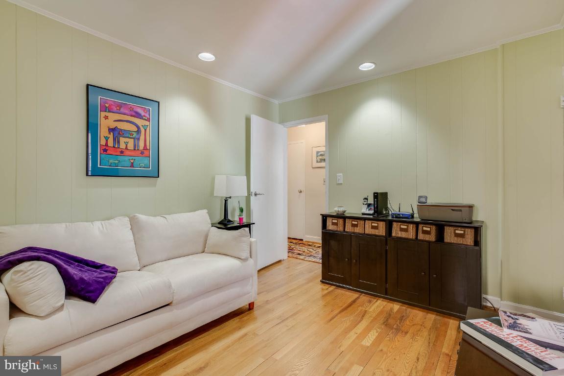 9106 Walden Road Silver Spring, MD 20901 - Photo 17 of 37