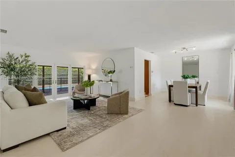 $895,000 | 18250 Southwest 88th Place, Palmetto Bay, FL 33157