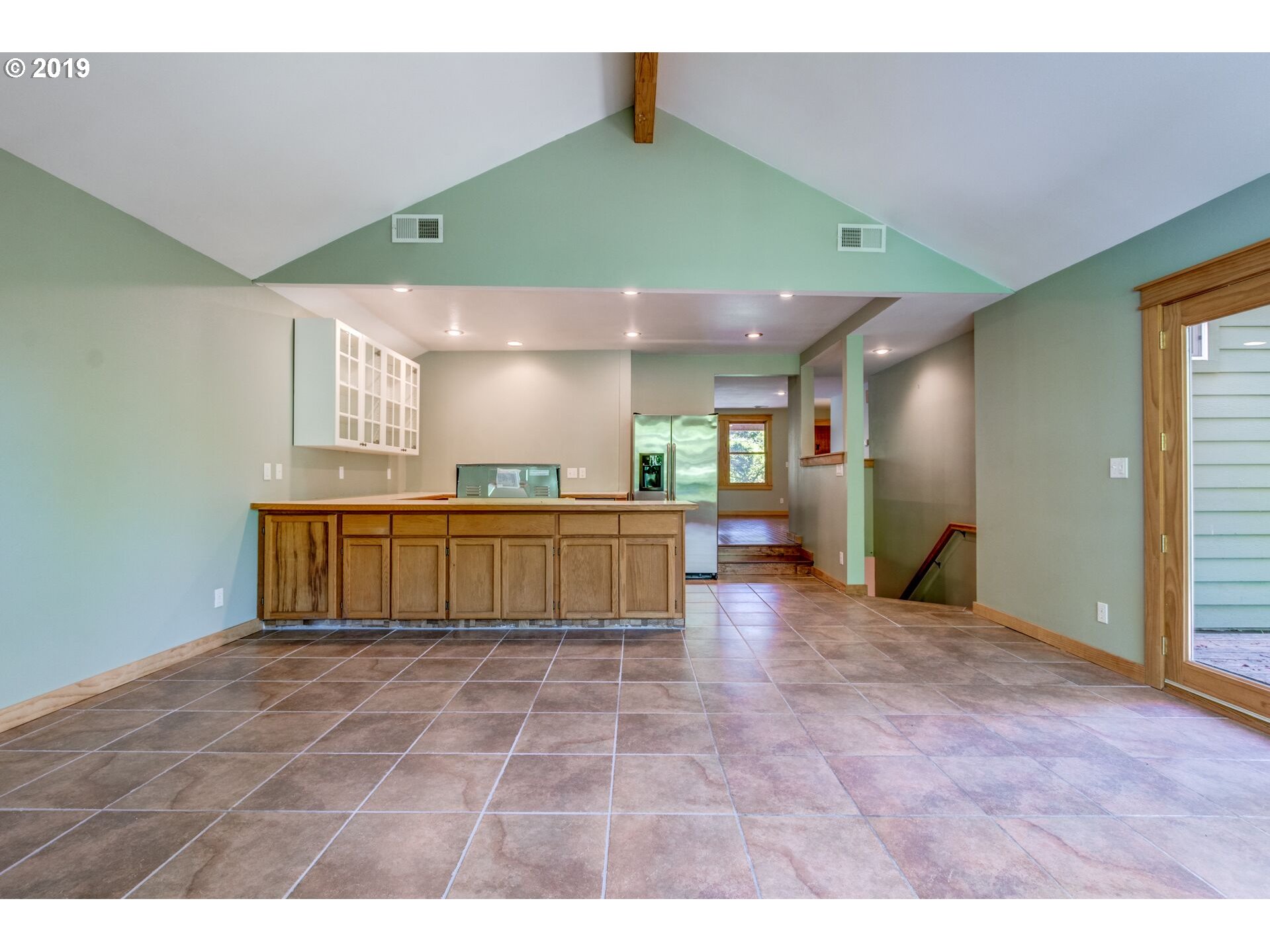 6411 Southwest Alfred Street Portland, OR 97219 - Photo 5 of 25 Gallery Image 5
