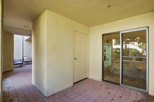 $935,000 | 153 California Avenue, Unit F107, Palo Alto, CA 94306