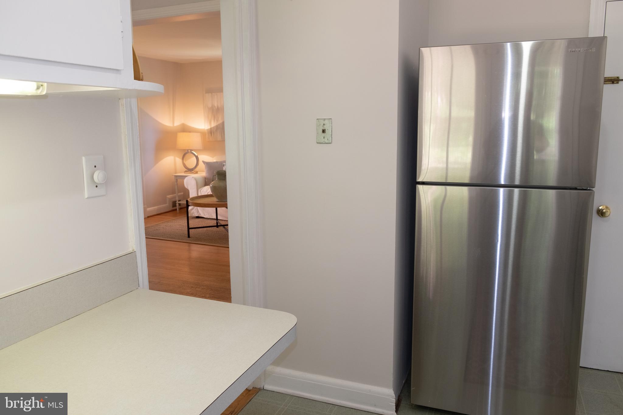 410 Alabama Road Towson, MD 21204 - Photo 8 of 26 New refrigerator