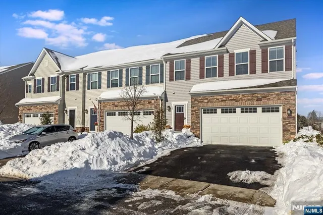 $499,900 | 13 Sierra Place, Sparta, NJ 07871