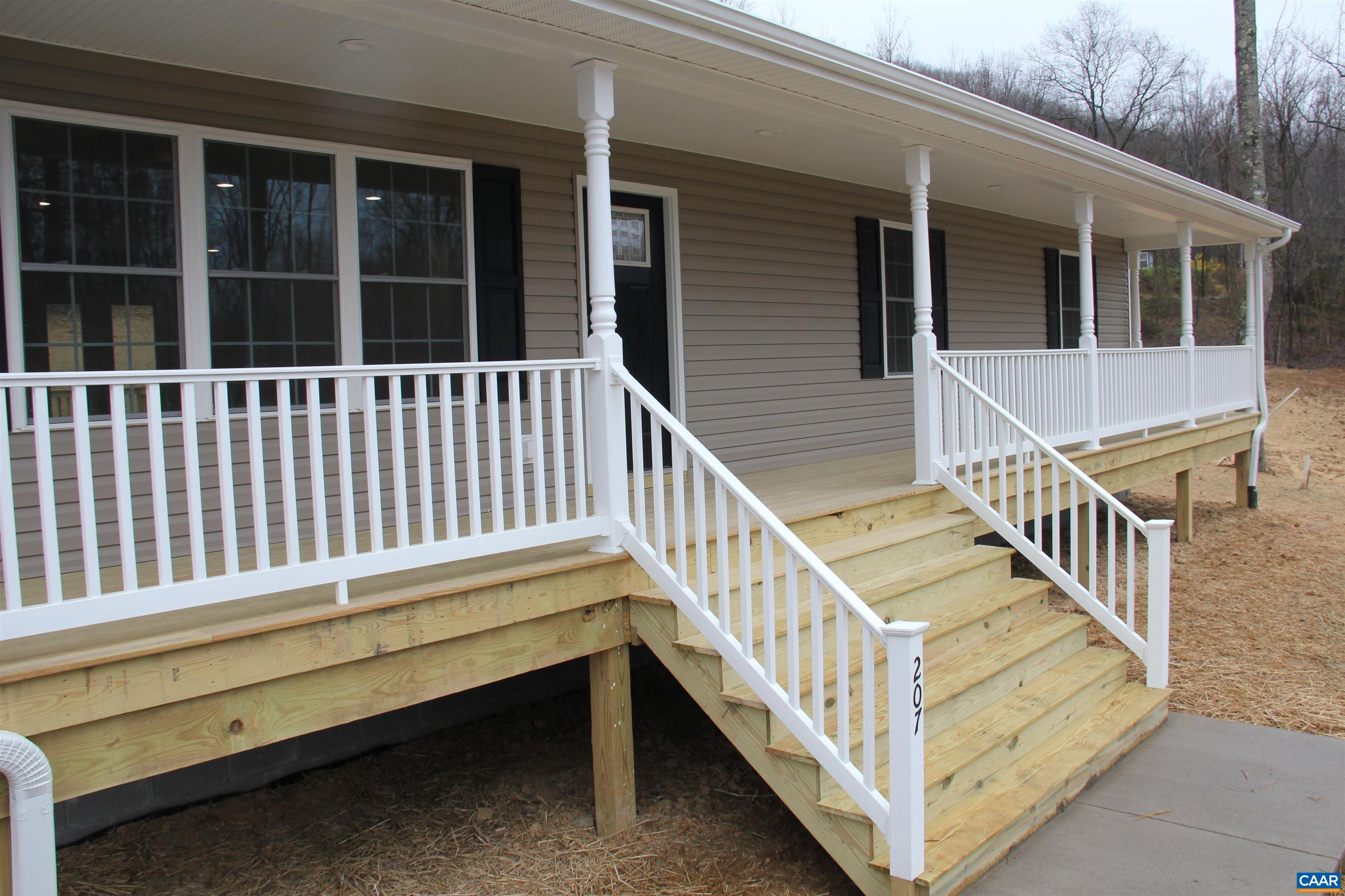 672 Westwood Road Stanardsville, VA 22973 - Photo 8 of 31 a view of outdoor space with deck and deck