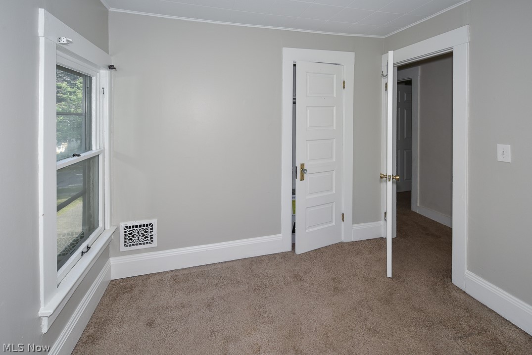 1661 Crest Road Cleveland Heights, OH 44121 - Photo 11 of 22 Gallery Image 11